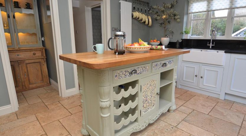 Photo of 4 Bed in Piddletrenthide