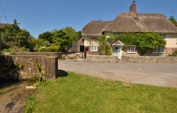 in Dorchester  (56025) Holiday Cottage