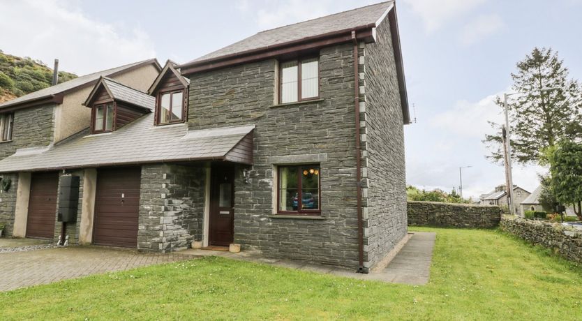 Photo of 6 Stad Yr Ysgol