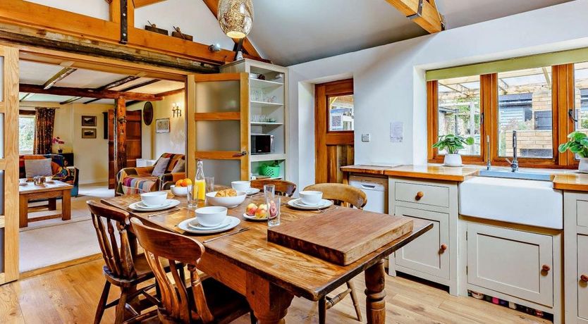 Photo of 3 Bed in Aldington