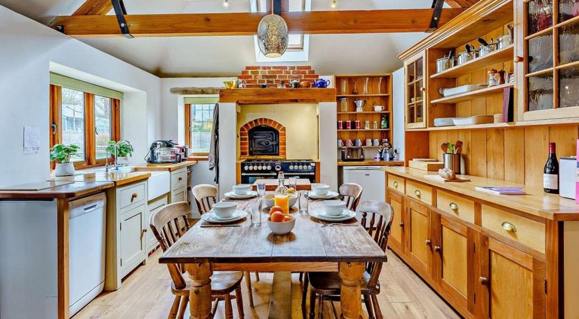 Photo of 3 Bed in Aldington