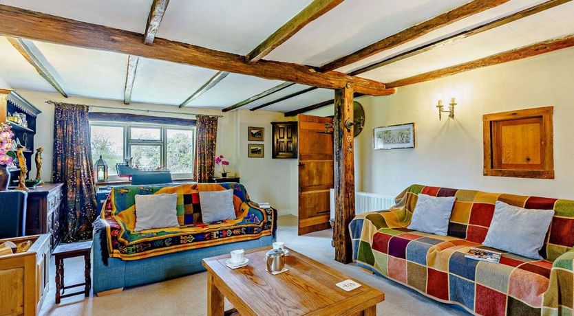 Photo of 3 Bed in Aldington