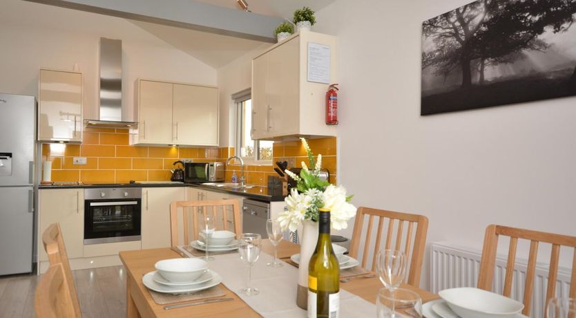 Photo of 3 Bed in Bridgwater