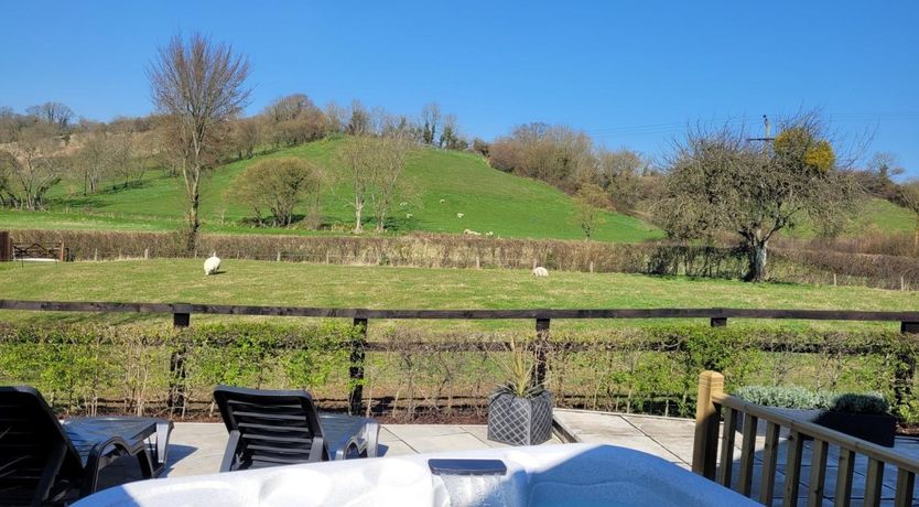 Photo of 3 Bed in Bridgwater