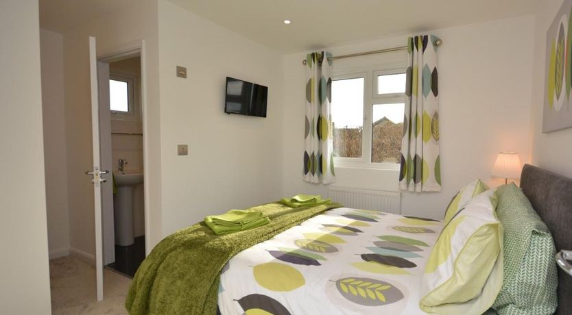 Photo of 3 Bed in Moorlinch