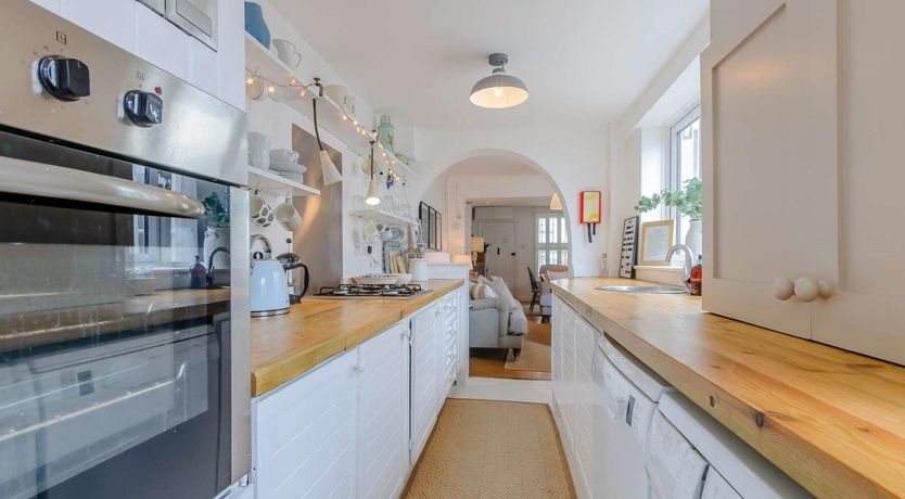 Photo of 3 Bed in Whitstable