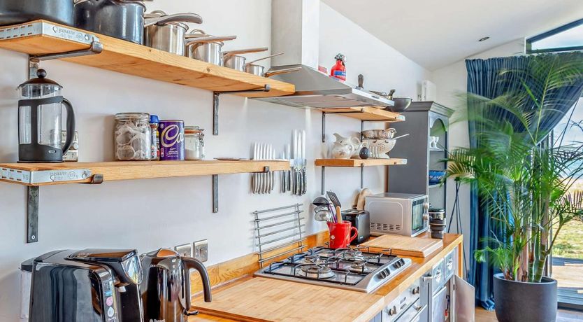 Photo of 2 Bed in Whitstable