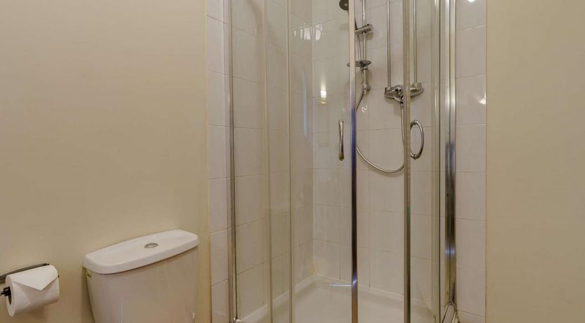 Photo of 3 Bed in Nantgaredig