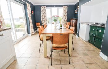 Bryn y Don Holiday Cottage