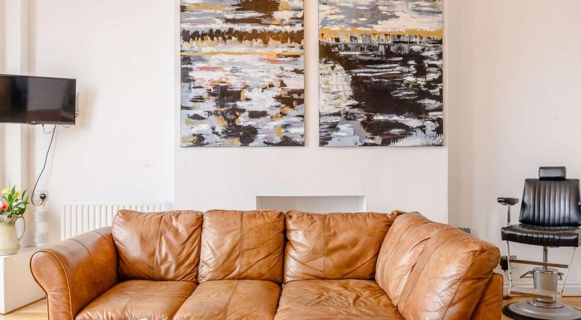 Photo of 7 Bed in St. Leonards-on-sea