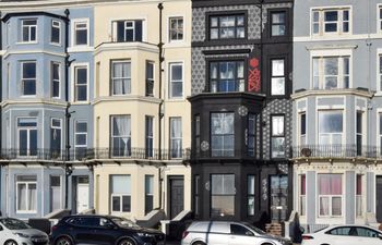 7 Bed in St. Leonards-on-sea Holiday Cottage