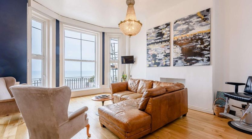 Photo of 7 Bed in St. Leonards-on-sea