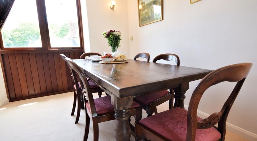 Photo of 3 Bed in South Molton