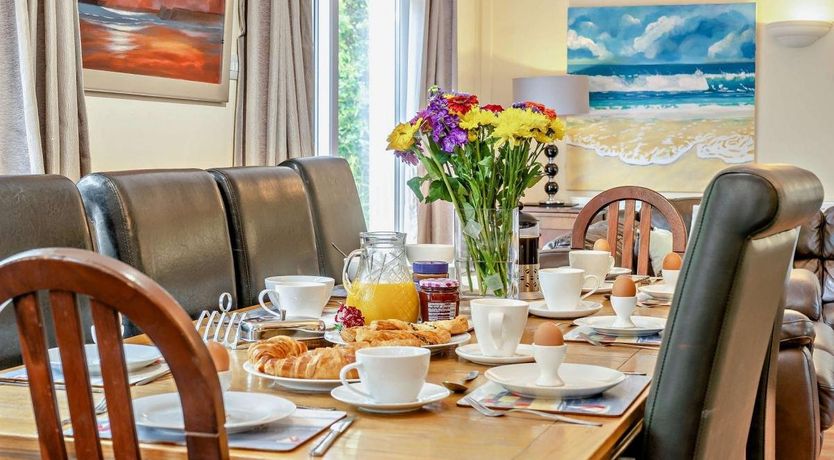 Photo of 5 Bed in Penally