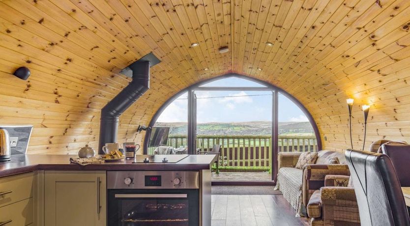 Photo of 1 Bed in South Brent