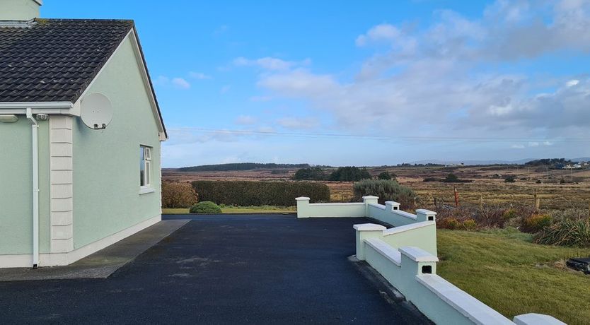 Photo of M040 Tulachan Ban Bangor Erris