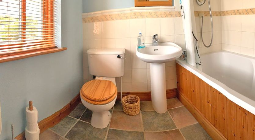 Photo of 414 Roundstone