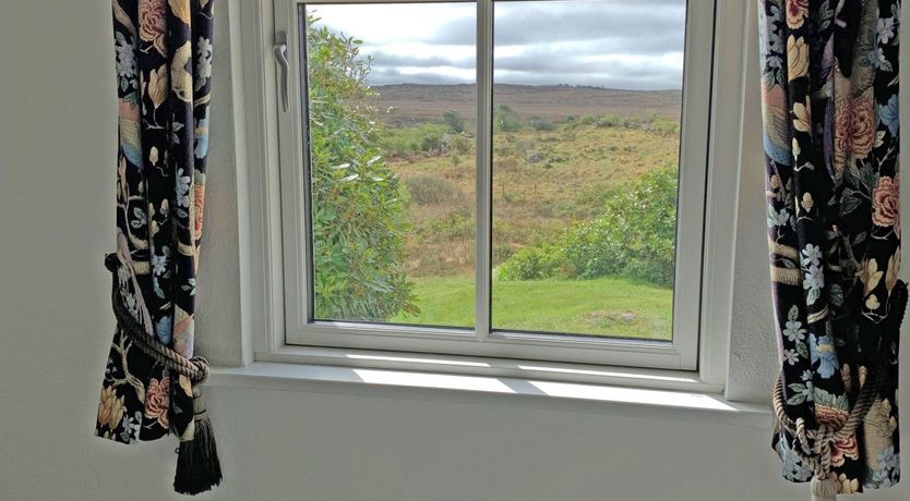 Photo of 414 Roundstone