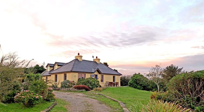 Photo of 414 Roundstone