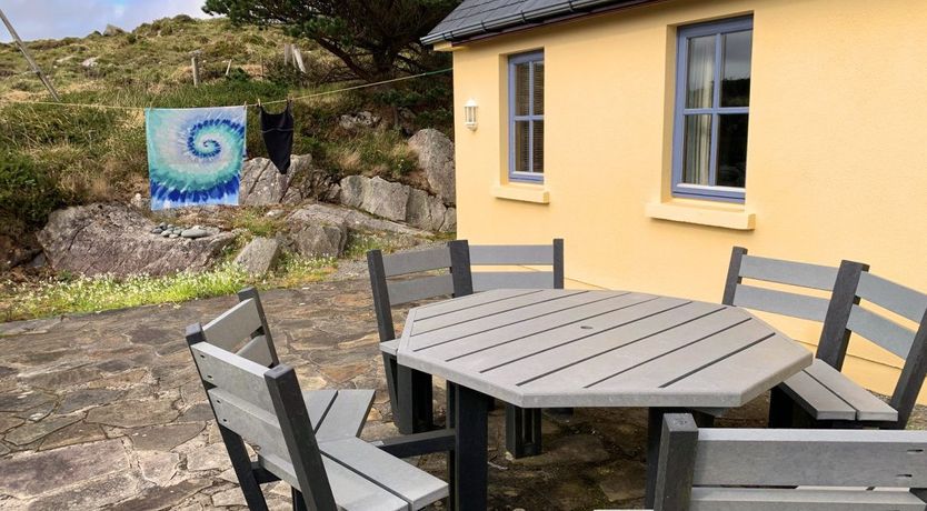 Photo of 414 Roundstone