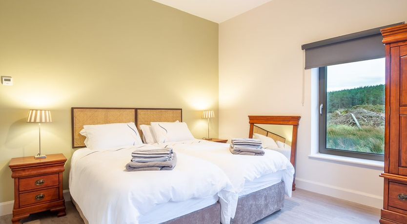 Photo of 400 Oyster House Letterfrack