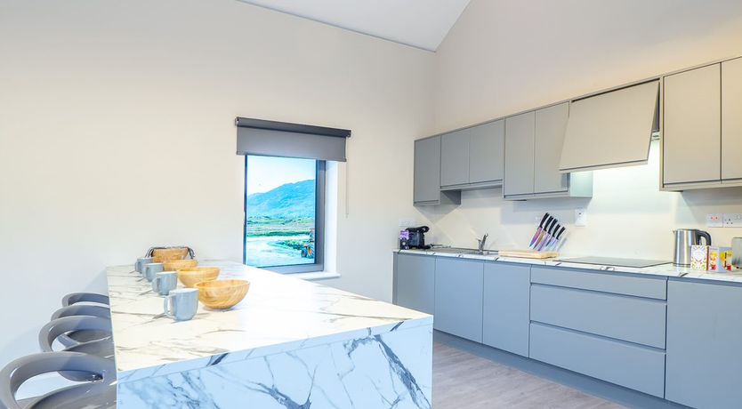 Photo of 400 Oyster House Letterfrack