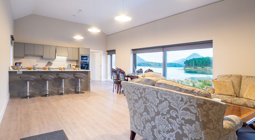 Photo of 400 Oyster House Letterfrack