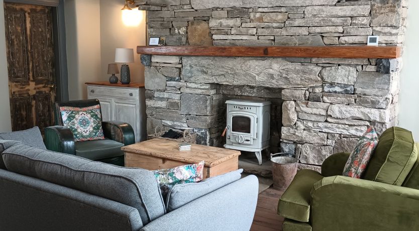 Photo of M044 An Teach Cloich 