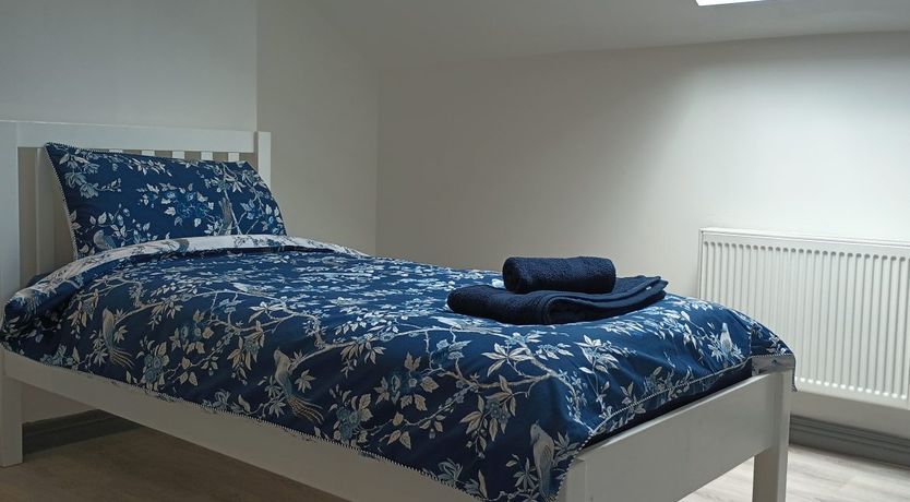 Photo of M044 An Teach Cloich 