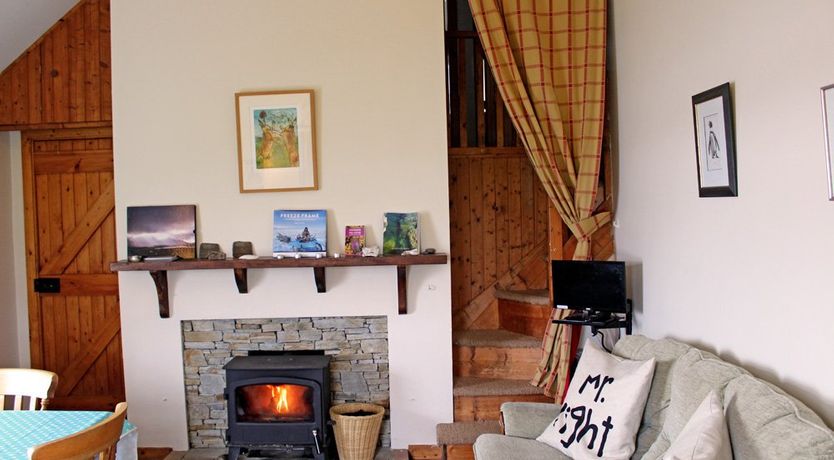 Photo of Letterfrack 106 Pier View