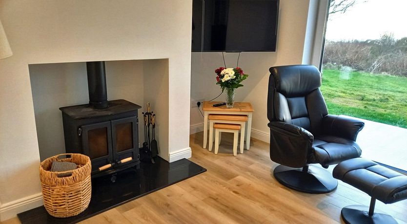 Photo of M030 Tigh Tharlaigh 3 Clew Bay