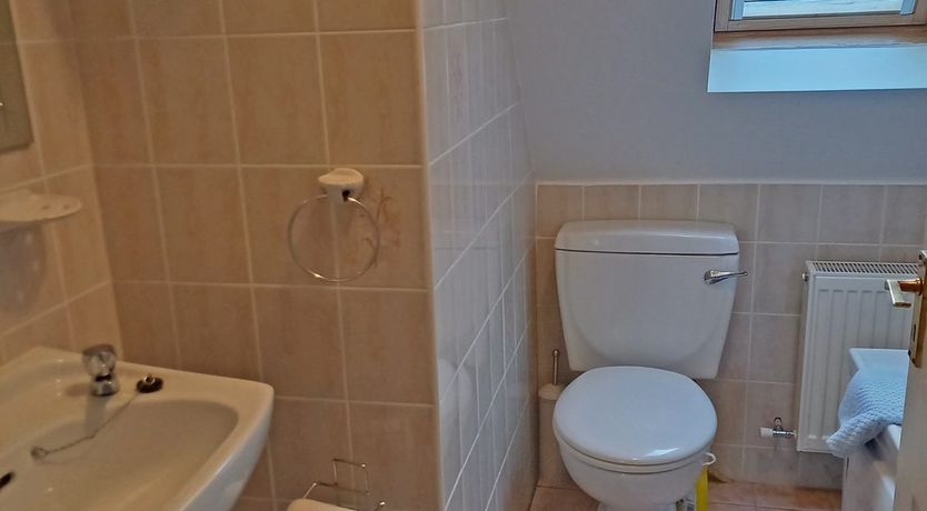 Photo of M030 Tigh Tharlaigh 3 Clew Bay