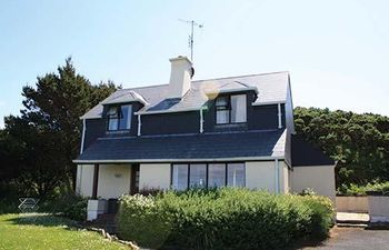 362 Renvyle Strand Holiday Cottage