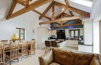 5 Bed in Wetherby Holiday Cottage