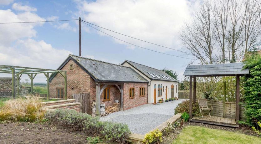 Photo of 5 Bed in Wetherby