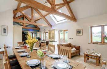 5 Bed in Hunsingore Holiday Cottage