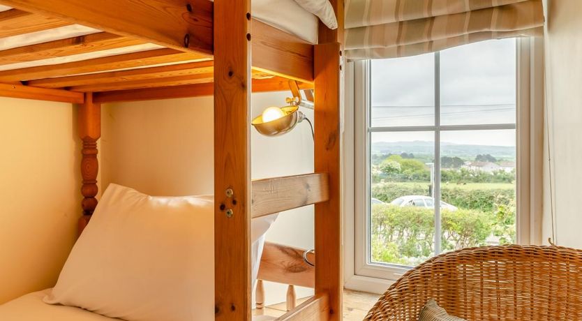 Photo of 2 Bed in Delabole