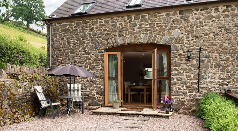 Photo of 1 Bed in Talley