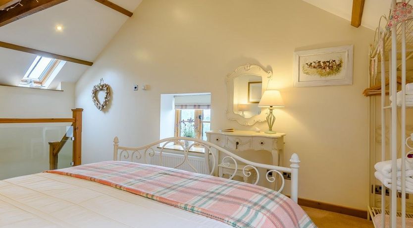 Photo of 1 Bed in Talley