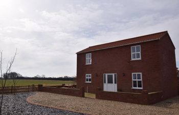 1 Bed in Grimsby Holiday Cottage