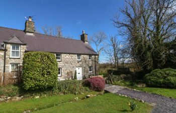 Y Bwthyn Ty Du Holiday Cottage