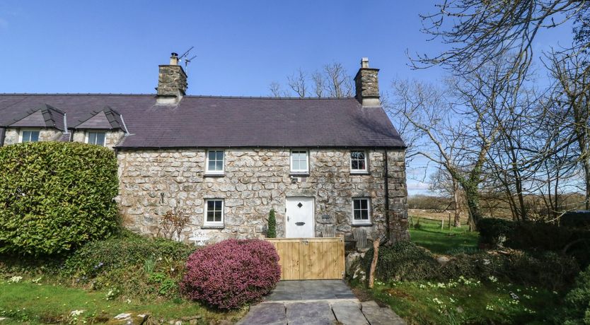 Photo of Y Bwthyn Ty Du