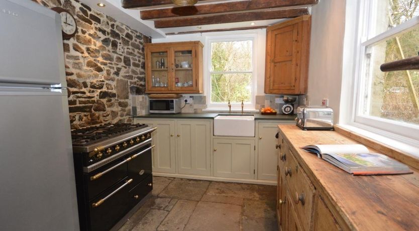 Photo of 3 Bed in Ciliau Aeron