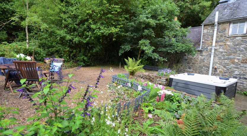 Photo of 3 Bed in Ciliau Aeron