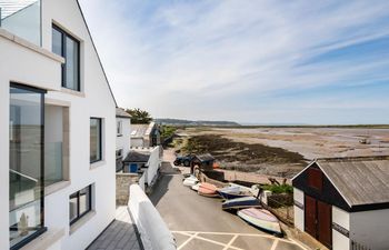 in Appledore (56012) Holiday Cottage