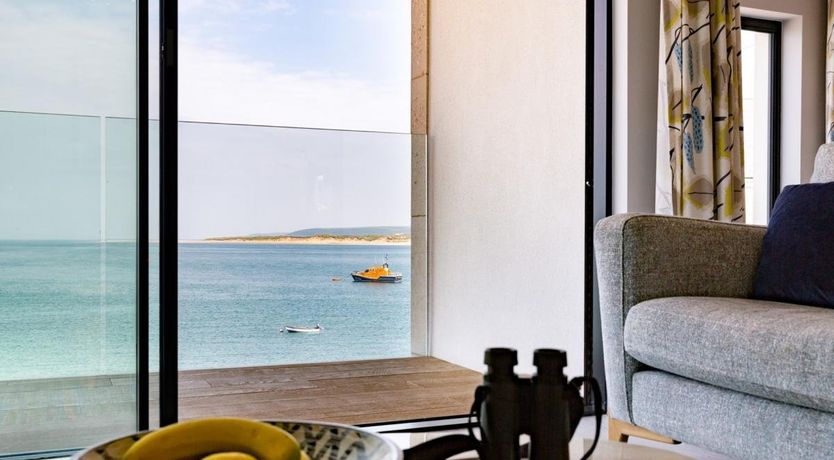 Photo of 4 Bed in Appledore