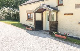 Lower West Curry Farmhouse Holiday Cottage