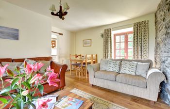 Bwthyn Gwyn Holiday Cottage