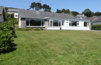 Cae Glas Holiday Cottage