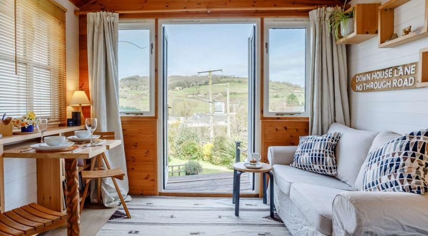 Photo of 1 Bed in Eype